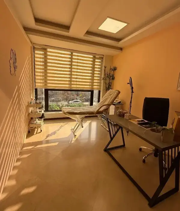 اجاره اتاق 12متری از مطب پزشک در سنندج