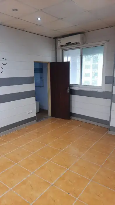 اجاره واحد سه خواب اداری برخیابان و مناسب مطب در بندرعباس