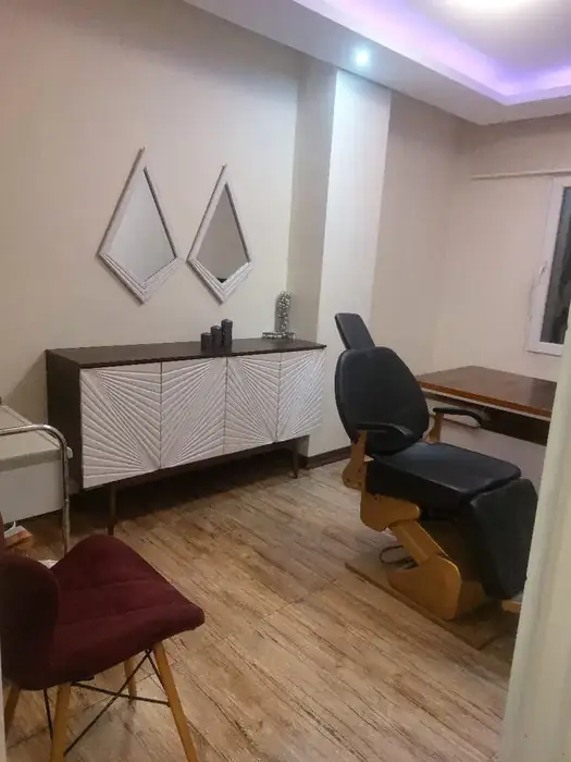 استخدام پزشک عمومی به عنوان مسئول فنی کلینیک زیبایی در کرج