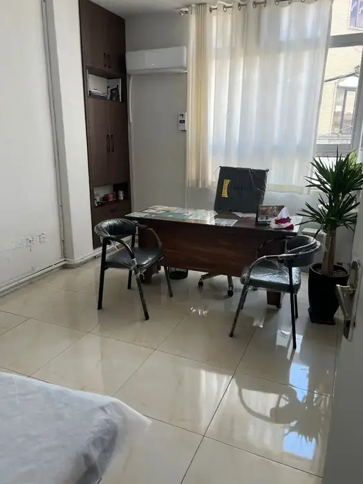 اجاره اتاق 12متری از مطب فعال در شهرک ولیعصر تهران