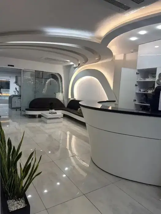 استخدام پزشک عمومی یا متخصص جهت تاسیس کلینیک زیبایی و لاغری در یزد