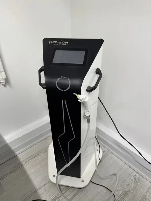 فروش تجهیزات پزشکی و دستگاه لاغری و لیزر در اصفهان