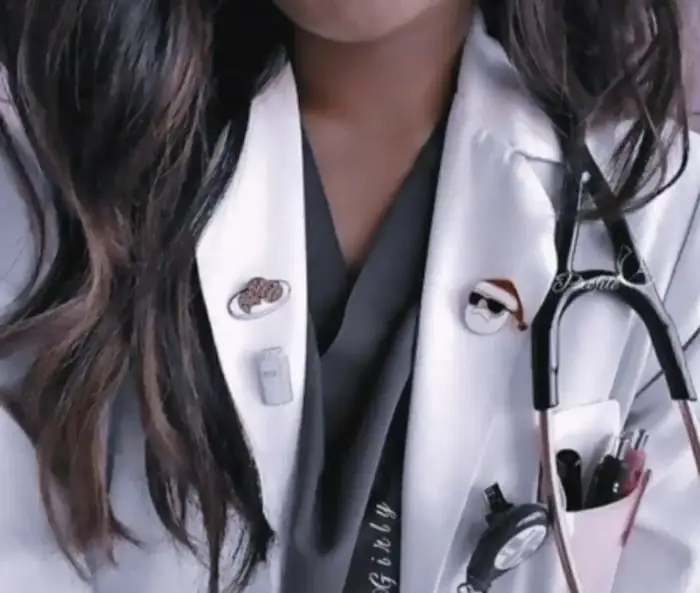 کارشناس مامایی هستم آماده همکاری به عنوان دستیار پزشک زنان در شیراز