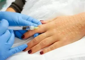 استخدام پزشک عمومی جهت مطب زیبایی در تبریز
