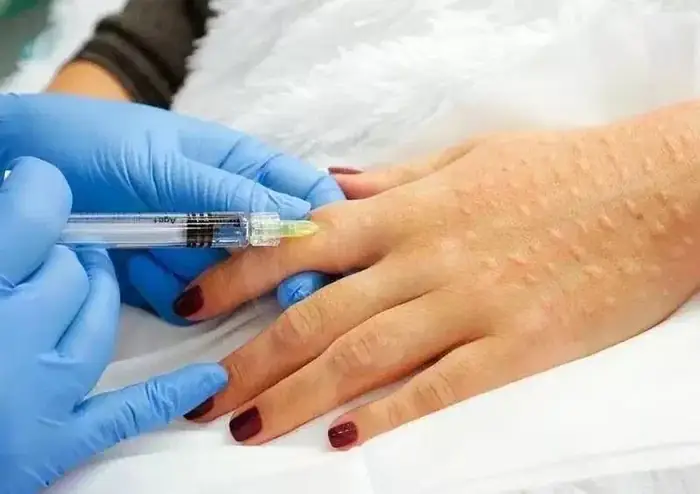 استخدام پزشک عمومی جهت مطب زیبایی در تبریز