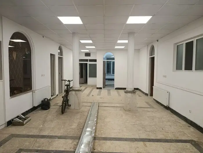 اجاره واحد 180متری اداری مناسب مطب در خیابان شریعتی نیشابور