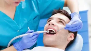 استخدام دندانپزشک به عنوان مسئول فنی کلینیک در خرم‌آباد