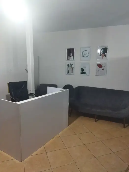 استخدام پزشک عمومی مسلط به امور زیبایی جهت کلینیک در فردیس کرج