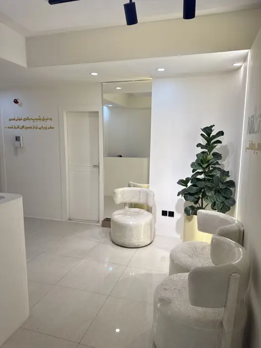 استخدام پزشک عمومی مسلط به امور زیبایی جهت کلینیک لوکس در چهارباغ استان البرز