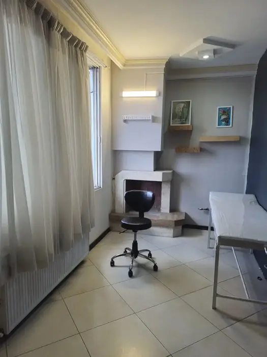 اجاره اتاق 12متری از مطب پزشک در مشهد