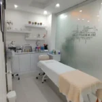 اجاره کلینیک زیبایی با تمام وسایل و تجهیزات در مرکز شهر کردستان