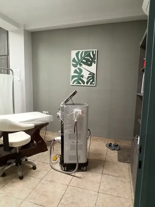 استخدام واحد اداری 100متری مناسب مطب در تبریز