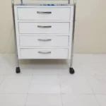 فروش کلیه لوازم درمانگاه در استان البرز