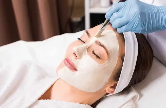 استخدام دستیار پزشک و فیشیال کار جهت مطب زیبایی در اصفهان