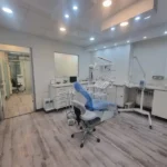 اجاره مطب دندانپزشکی فعال و مجهز از ساختمان پزشکان واقع در جهان‌شهر کرج