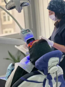 استخدام دستیار دندانپزشک و منشی جهت مطب در ونک تهران