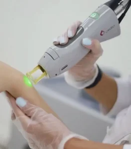 استخدام پزشک عمومی جهت مطب پوست، مو و لیزر در کرج