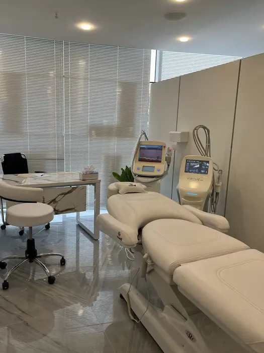 استخدام پزشک عمومی مسلط به امور زیبایی جهت مطب در تهران