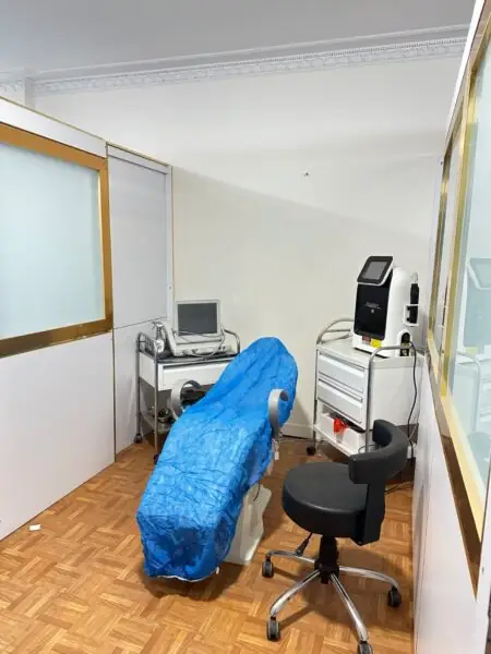 اجاره اتاق 8 متری از کلینیک زیبایی مجهز و لوکس در تهران