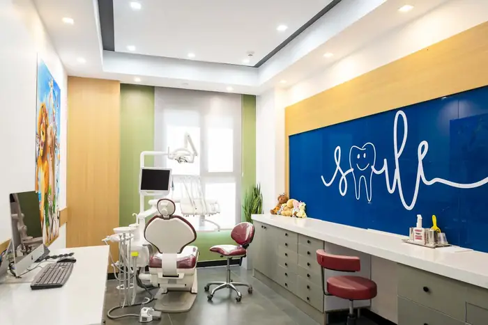 استخدام دندانپزشک عمومی و متخصص دارای پروانه جهت کلینیک دندانپزشکی در گرگان