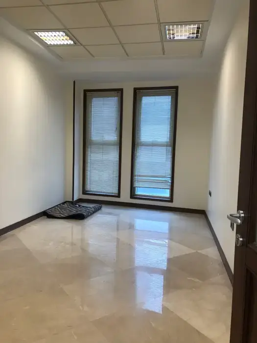 اجاره واحد 100متری مناسب مطب در میدان تجریش تهران