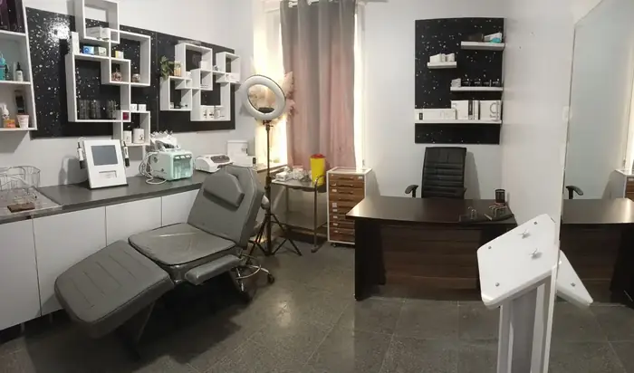 فروش تجهیزات و ملزومات درمانگاه در اندیشه تهران