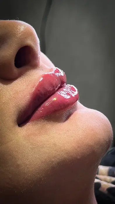 پزشک عمومی هستم آماده همکاری به عنوان مسئول فنی مراکز زیبایی در استان البرز