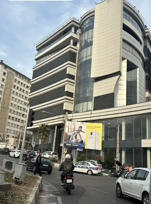 استخدام پزشک عمومی مسلط به امور زیبایی جهت مطب در تهران