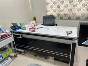 استخدام پزشک عمومی با سابقه زیبایی جهت کلینیک در پونک تهران