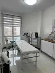 اجاره اتاق 10متری از کلینیک شیک در فردوس تهران