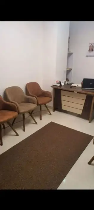 اجاره واحد 60 متری اداری واقع در ساختمان پزشکان در نوشهر استان مازندران