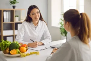 دعوت به همکاری از پزشک متخصص تغذیه جهت مجموعه تخصصی جراحی پلاستیک و زیبایی در ونک تهران