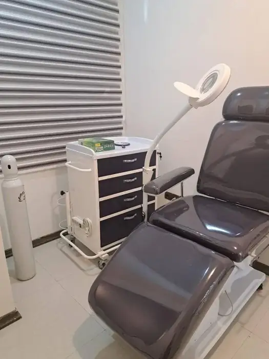 فروش لوازم و تجهیزات مطب در کرج