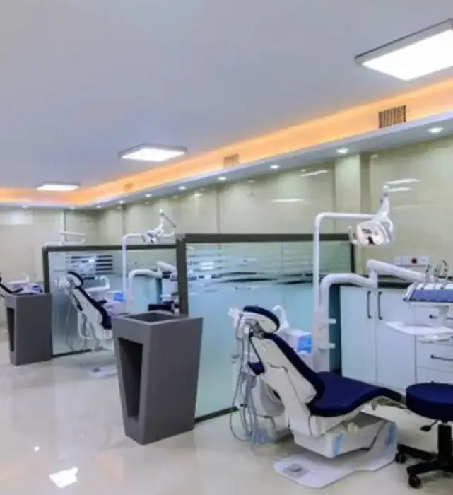 استخدام دندانپزشک دارای پروانه جهت کلینیک در اسلامشهر