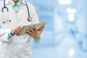 نیازمند پزشک عمومی جهت مطب زیبایی در تهران