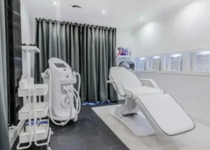 دعوت به همکاری از پزشک عمومی جهت تاسیس کلینیک لیزر در ایلام