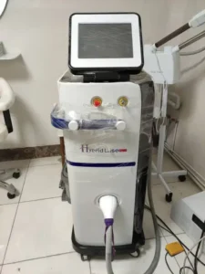 فروش تجهیزات مطب زیبایی با پرونده ۱۰۰۰مشتری در تبریز