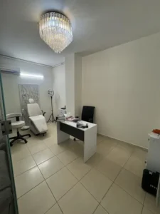 نیازمند پروانه پزشک جهت مطب زیبایی در اصفهان