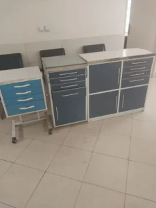 فروش کابینت دندانپزشکی و لابراتواری تمیز در تهران