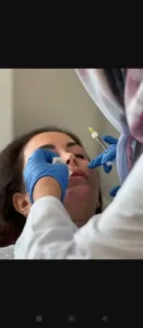 پزشک عمومی هستم مسلط به امور زیبایی آماده همکاری با کلینیکها در تهران