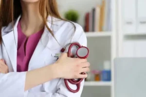 دعوت به همکاری از پزشک خانم جهت کلینیک زیبایی واقع در نیاوران تهران