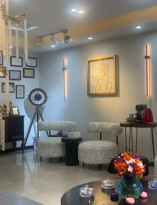 استخدام دستیار پزشک مسلط به رگ گیری در زعفرانیه تهران