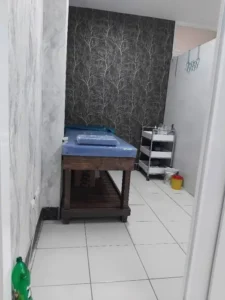 اجاره اتاق از کلینیک زیبایی فعال در خیابان امام خمینی اصفهان