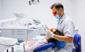 استخدام دندانپزشک و دستیار دندانپزشک جهت کلینیک معتبر در اهواز