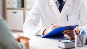 پزشک عمومی هستم آماده همکاری به عنوان مسئول فنی کلینیک‌های زیبایی و درمانی در رشت