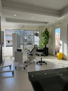 استخدام دستیار دندانپزشک جهت مطب در ارومیه
