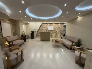 اجاره اتاق 25متری از مرکز زیبایی در اصفهان