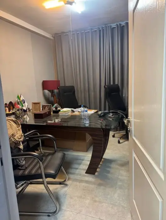 اجاره واحد 155متری اداری مناسب مطب در بلوار اندرزگو تهران