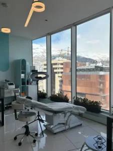 دعوت به همکاری از پزشک متخصص پوست و مو جهت کلینیک فعال در تهران
