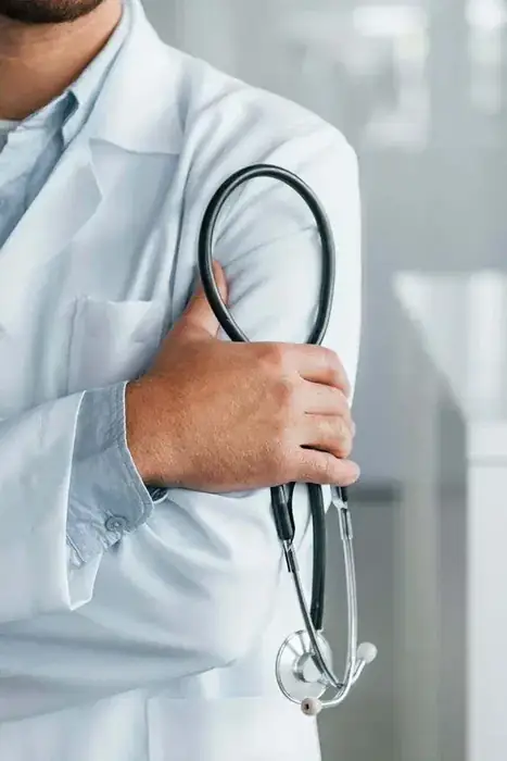 دعوت به همکاری از پزشک عمومی به عنوان مسئول فنی مرکز لیزر در اهواز